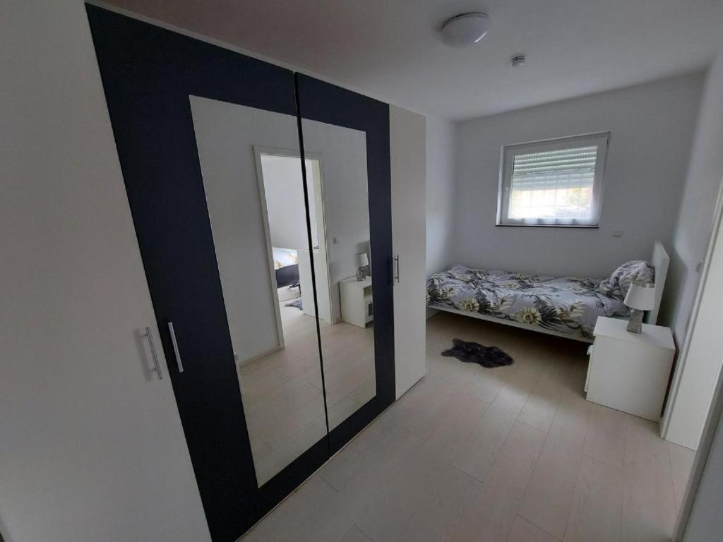 Several Different Rooms, Newly Furnished, In A New House In Vichten Exterior foto